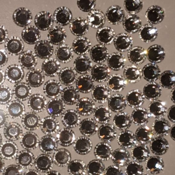 Swarovski Elements Loose Crystals Clear 16ss Foil Back Qty 100 Pieces - Picture 2 of 2